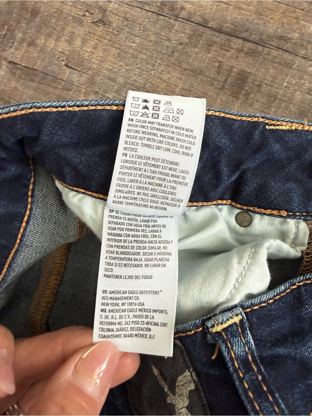 American Eagle Outfitters Dark Blue Faded Skinny Jeans AEO Denim Size 6 - Picture 7 of 12
